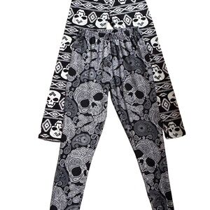 Mother and Child Black & White Paisley Skull Print Leggings